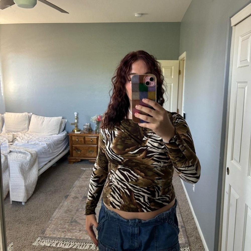 Susan Lawrence Black and White Fitted Crop Blouse